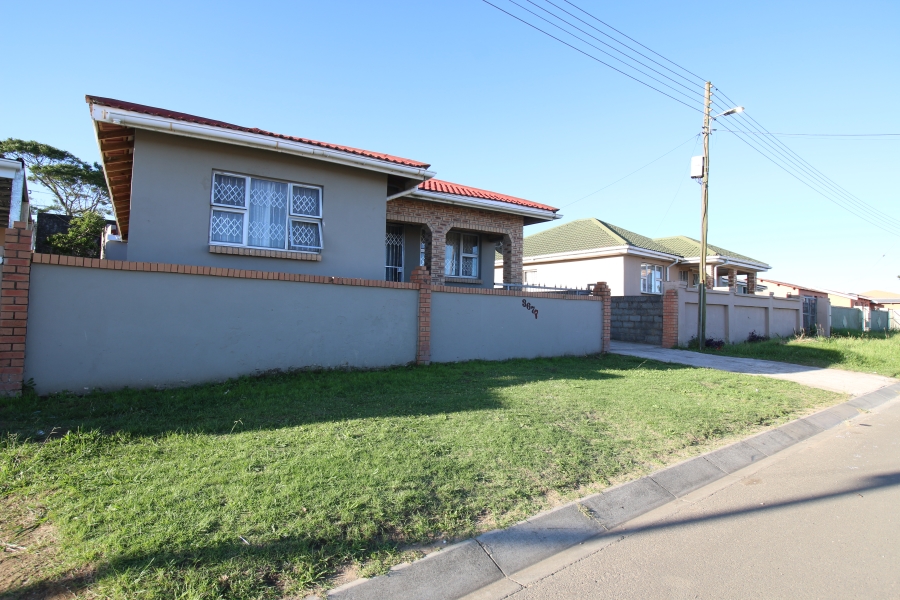 5 Bedroom Property for Sale in Mdantsane Eastern Cape